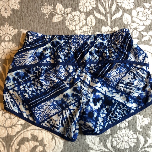 SOLD*** Danskin- Workout shorts! - Picture 5 of 6